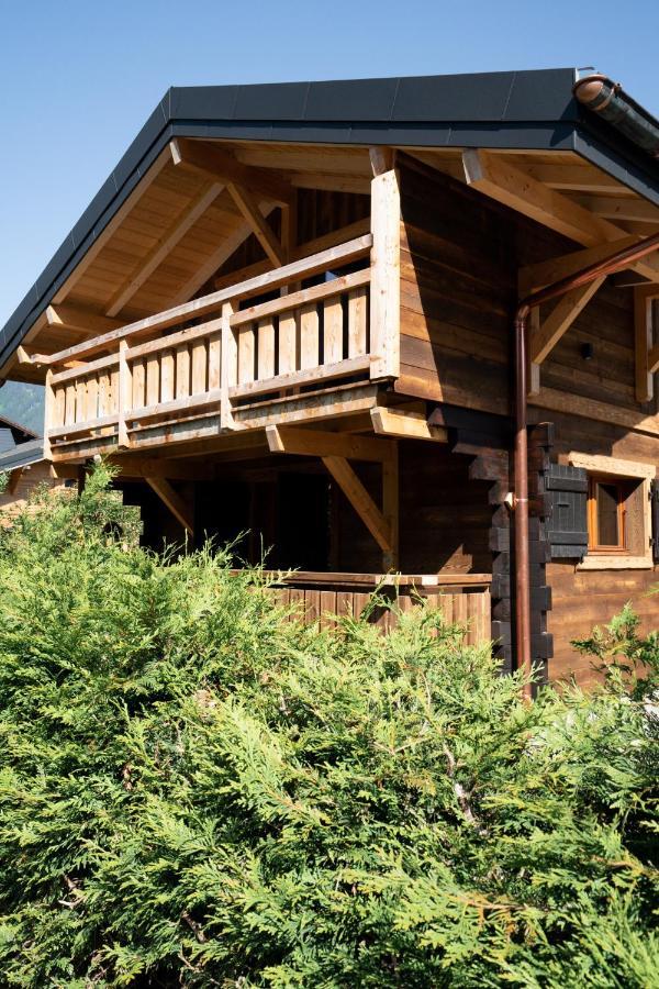 Le Petit Chalet De Montriond Exteriör bild