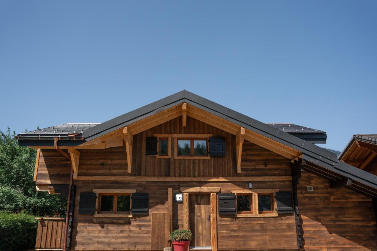 Le Petit Chalet De Montriond Exteriör bild