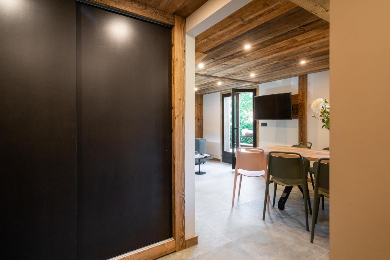 Le Petit Chalet De Montriond Exteriör bild