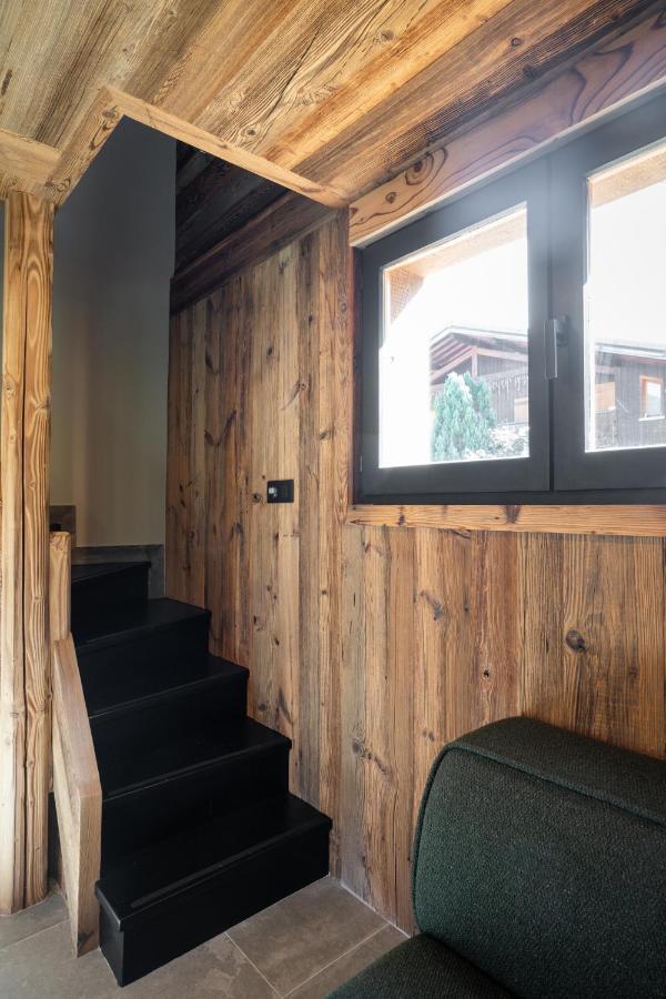 Le Petit Chalet De Montriond Exteriör bild